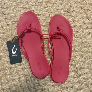 NWT Olukai AKA Women's Pink Plumeria Flip Flops Sandals Size 10